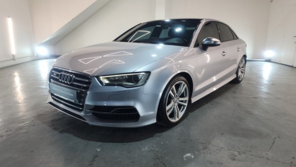 AUDI S3 SEDAN 2.0 TFSI STRONIC QUATTRO 300CV