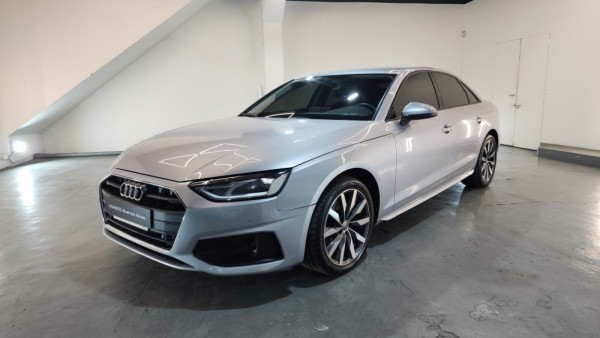 AUDI A4 40 TFSI MILD HYBRID 190CV