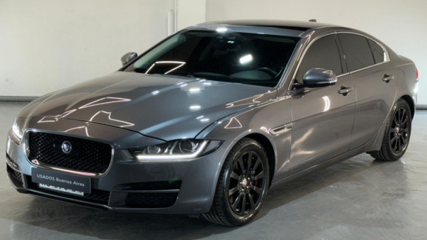 JAGUAR XE 2.0 SE 240 CV 