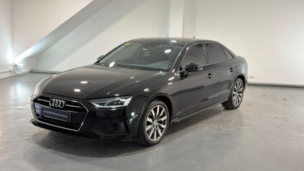 Audi A4 2.0 40 Tfsi Front