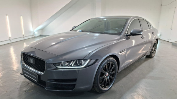 JAGUAR XE 2.0 SE 240CV